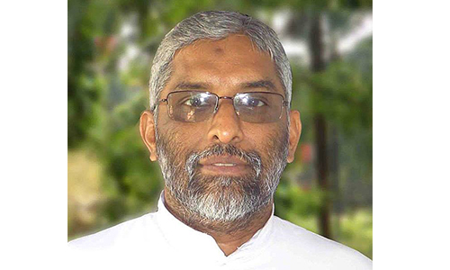 മൂവാറ്റുപുഴ രൂപത മുന്‍ വികാരി ജനാറാള്‍ മോണ്‍. വര്‍ഗ്ഗീസ് കുന്നുംപുറത്ത് 